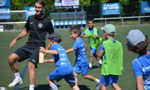 Le máis sobre o artigo A Escola de Fútbol Denis Suárez e o compromiso social